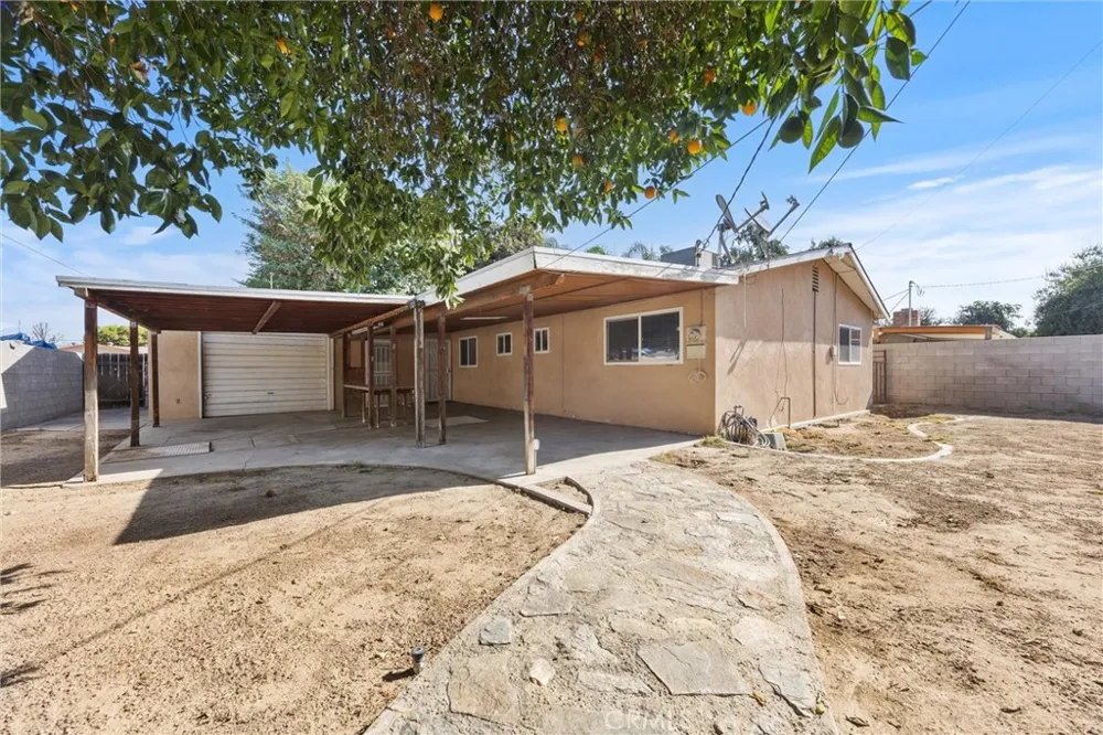 3717 Madrid Bakersfield, CA 93309