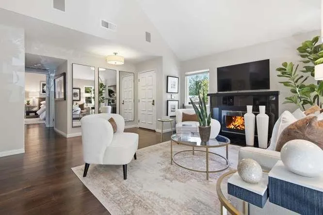 2049 Foxhall Loop San Jose, CA 95125