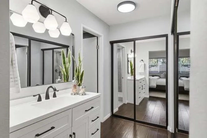 2049 Foxhall Loop San Jose, CA 95125