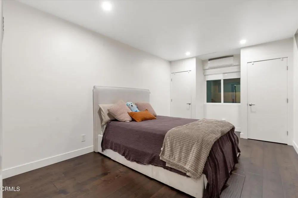 4915 Wiota Street Los Angeles, CA 90041