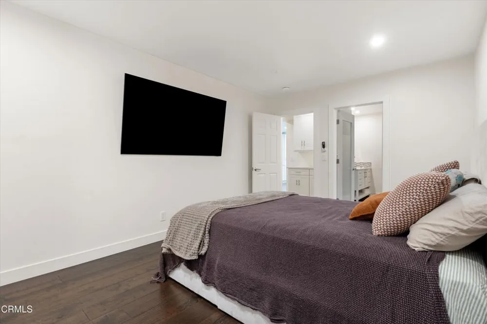 4915 Wiota Street Los Angeles, CA 90041