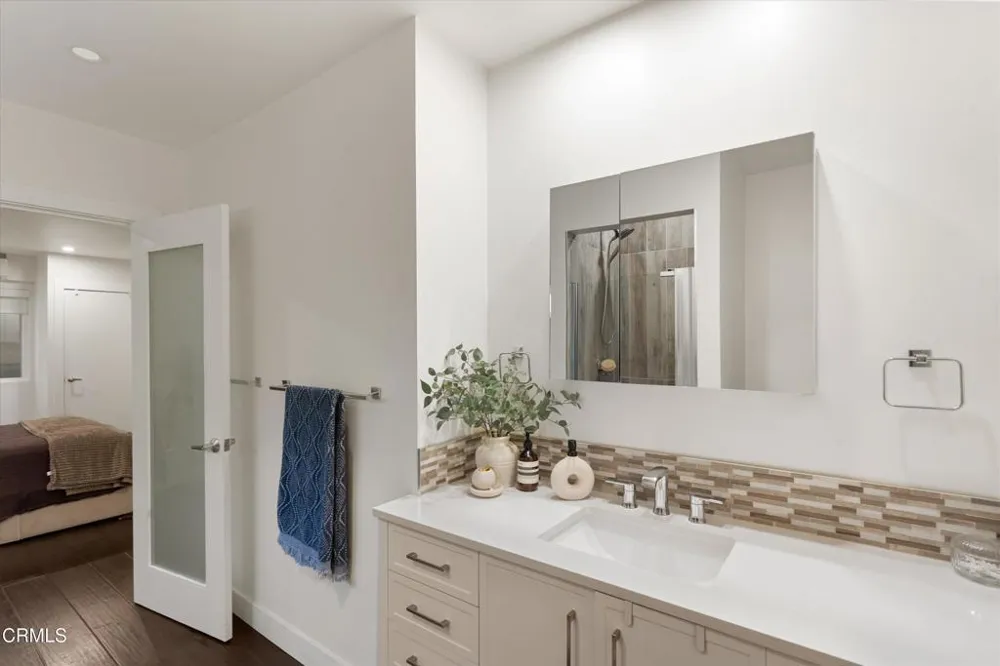 4915 Wiota Street Los Angeles, CA 90041