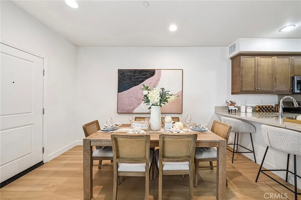 318 Calvados Azusa, CA 91702