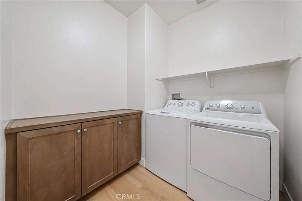318 Calvados Azusa, CA 91702