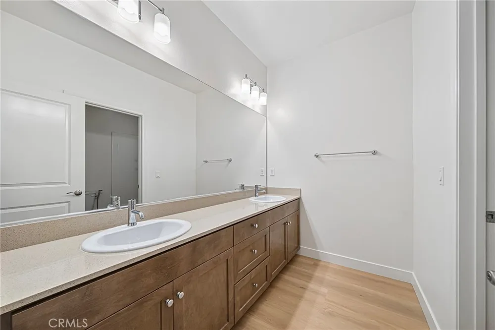 318 Calvados Azusa, CA 91702