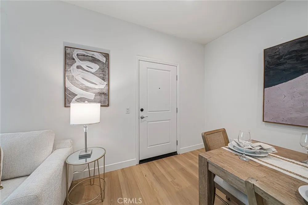 318 Calvados Azusa, CA 91702