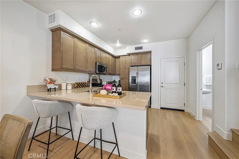 318 Calvados Azusa, CA 91702