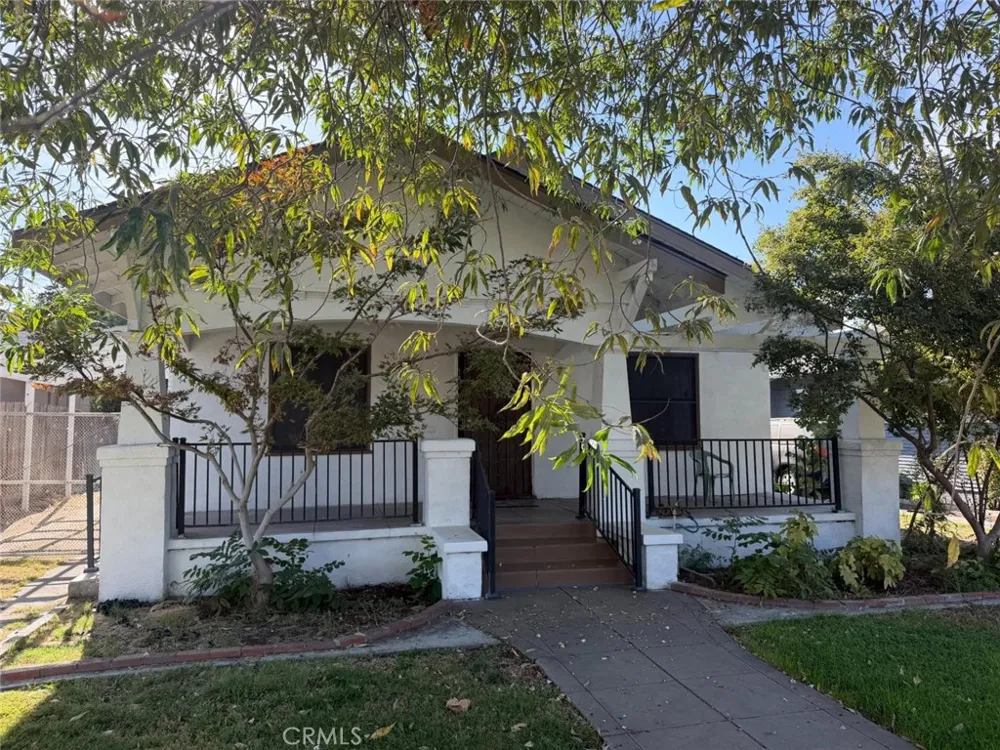 1353 Wilson Fresno, CA 93728
