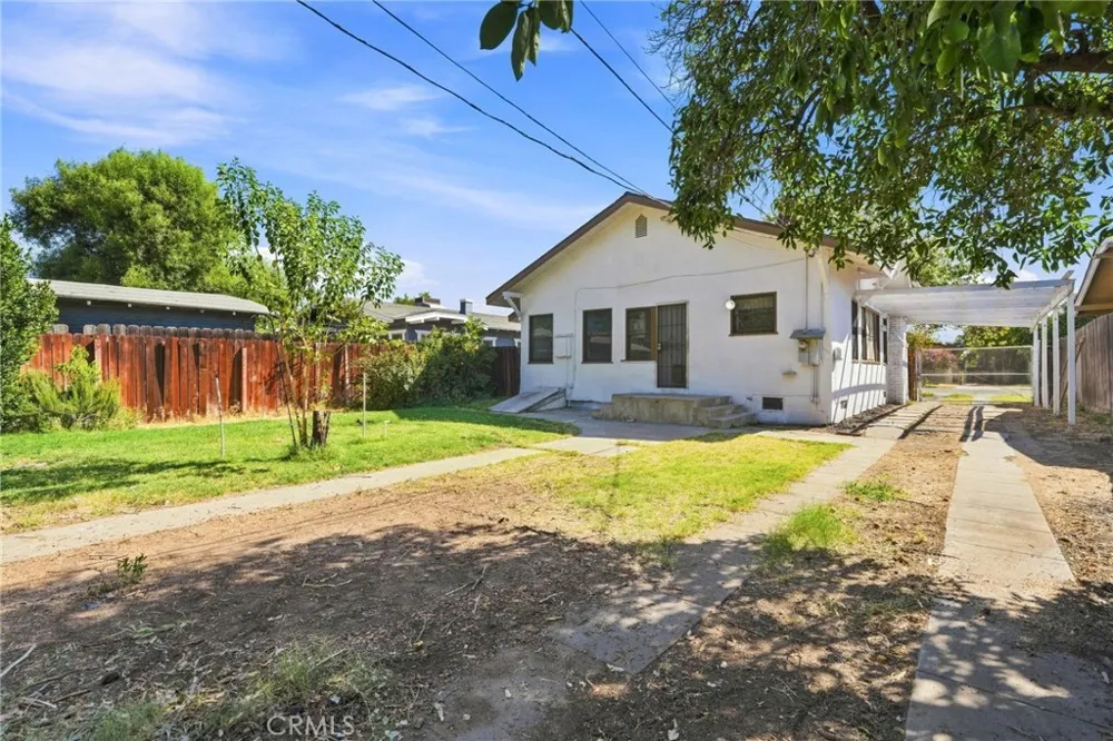 1353 Wilson Fresno, CA 93728