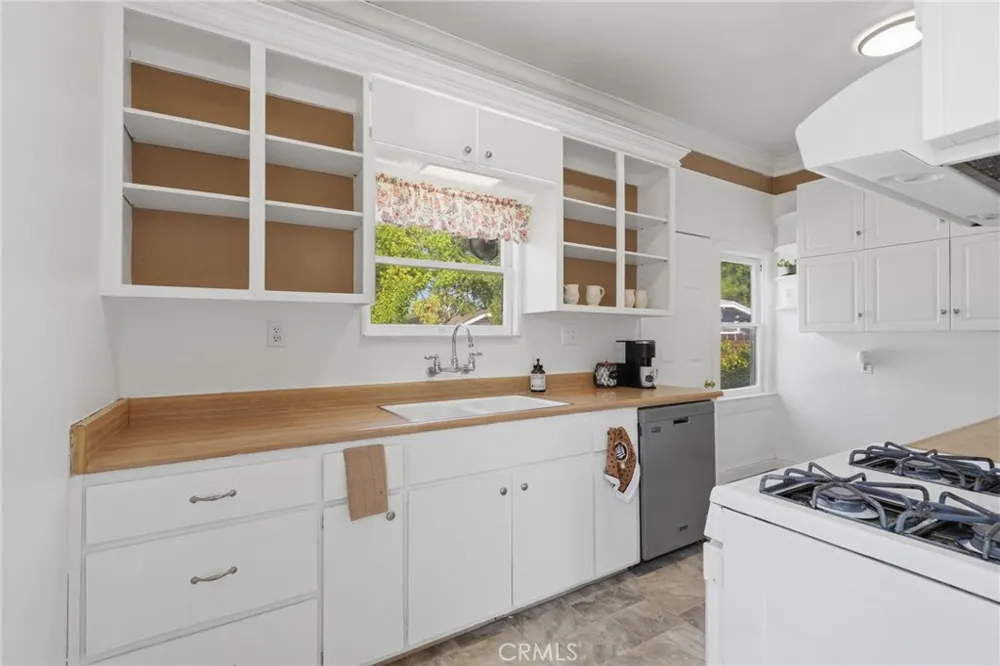 1353 Wilson Fresno, CA 93728