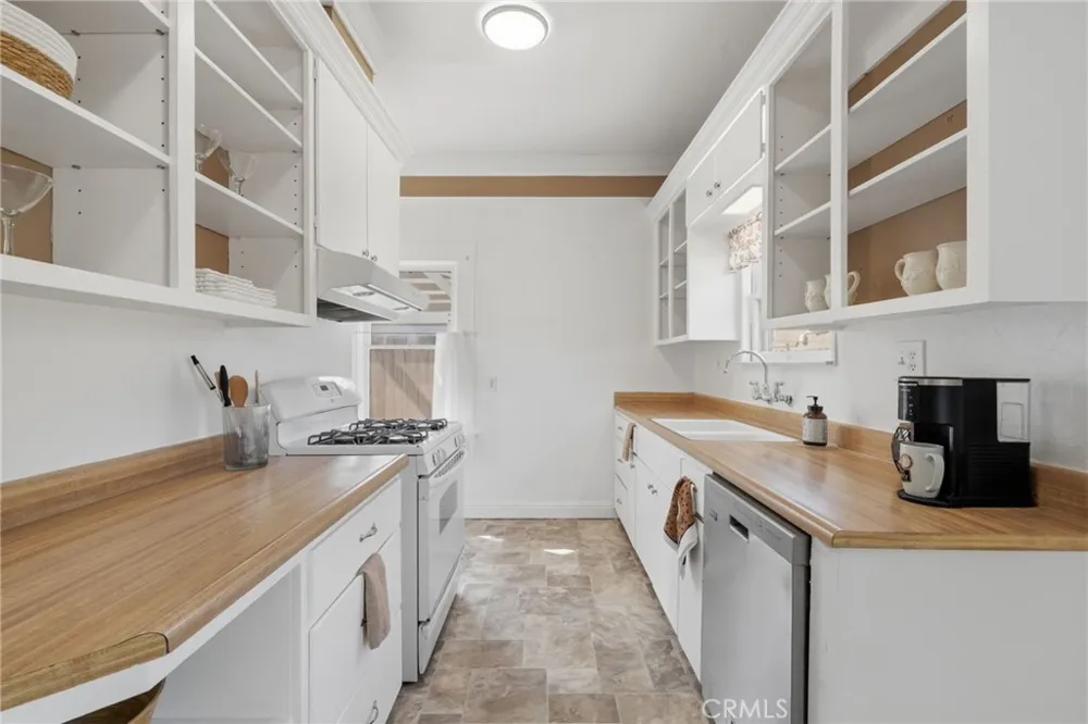1353 Wilson Fresno, CA 93728