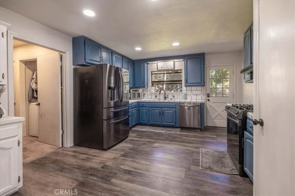 381 San Martin Big Bear City, CA 92314