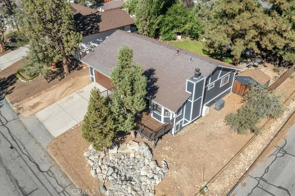 381 San Martin Big Bear City, CA 92314