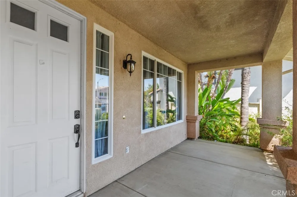 6 Corte Rivera Lake Elsinore, CA 92532