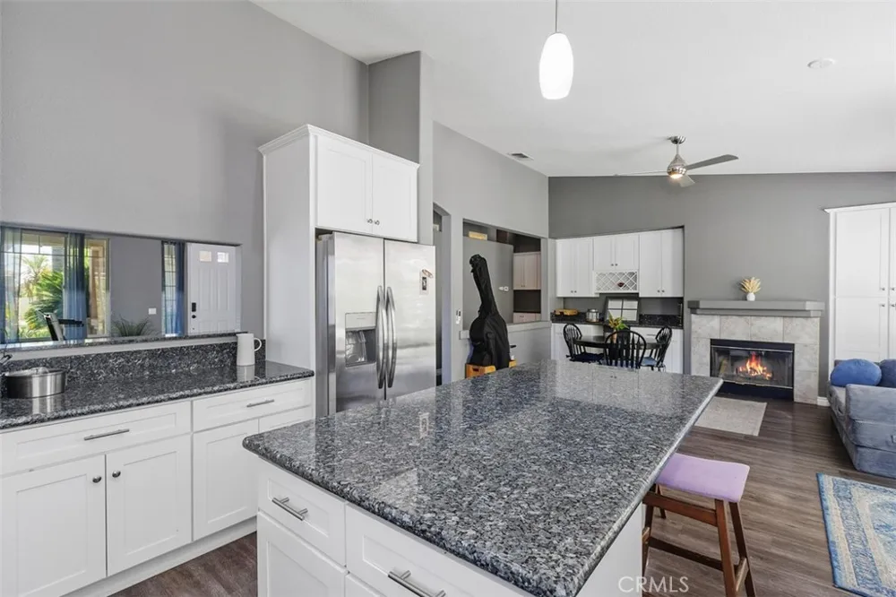 6 Corte Rivera Lake Elsinore, CA 92532