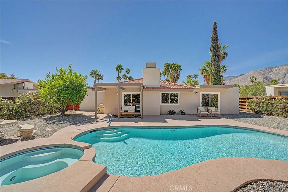 1360 E Gem Circle Palm Springs, CA 92262