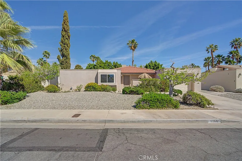 1360 E Gem Circle Palm Springs, CA 92262