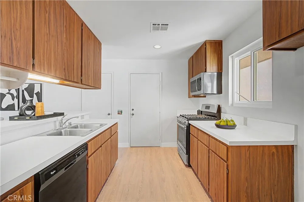 1360 E Gem Circle Palm Springs, CA 92262