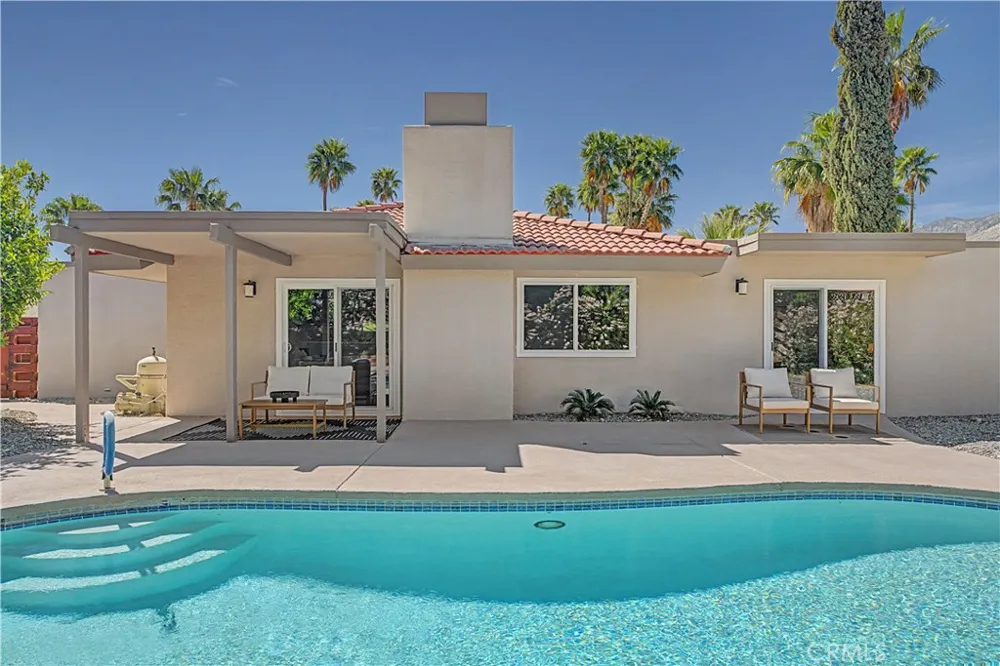 1360 E Gem Circle Palm Springs, CA 92262
