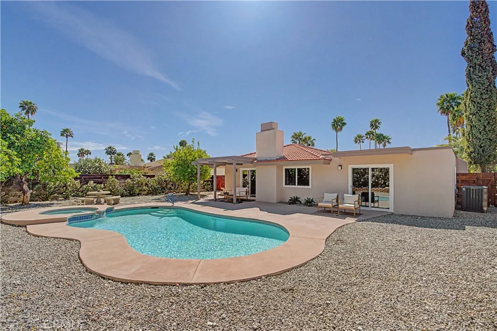 1360 E Gem Circle Palm Springs, CA 92262