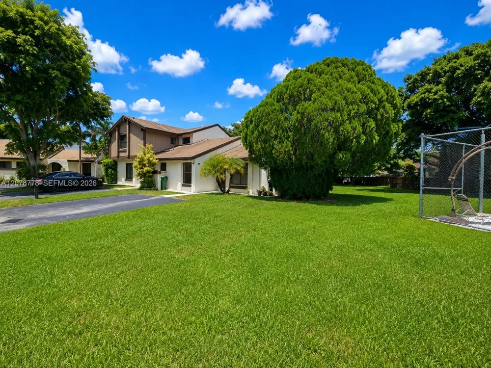 6922 SW 128th Pl Miami, FL 33183