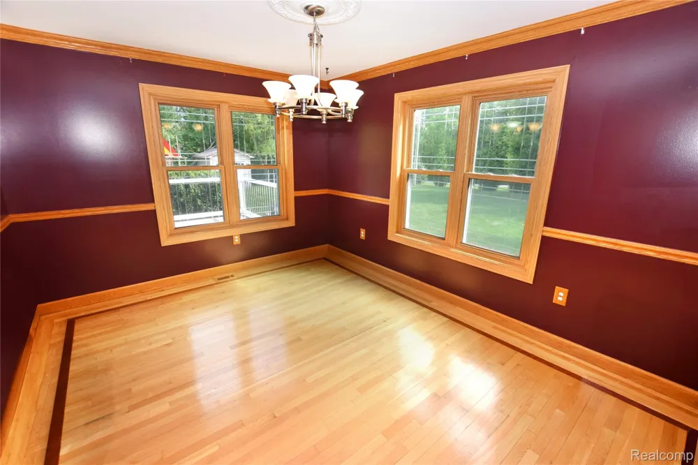 2182 Wiggins Road Fenton Charter Township, MI 48430
