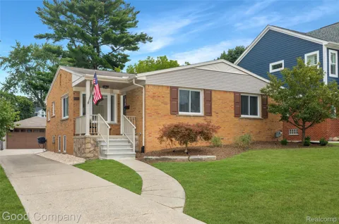 606 Magnolia Avenue