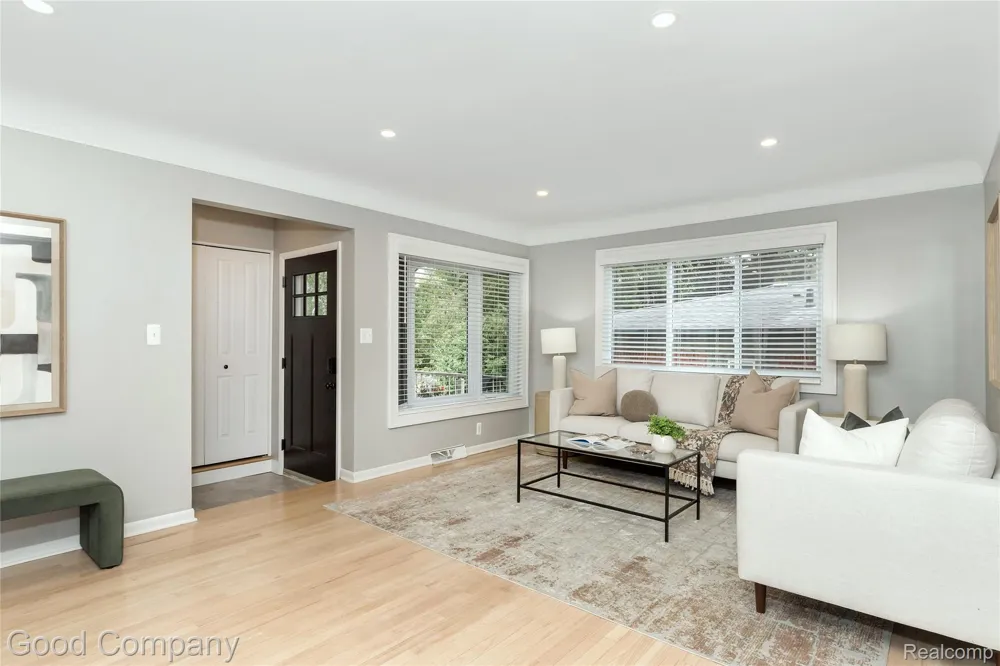 606 Magnolia Avenue Royal Oak City, MI 48073