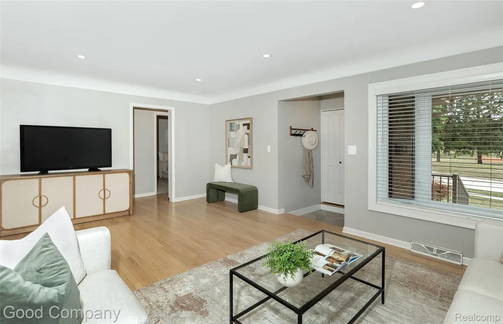 606 Magnolia Avenue Royal Oak City, MI 48073