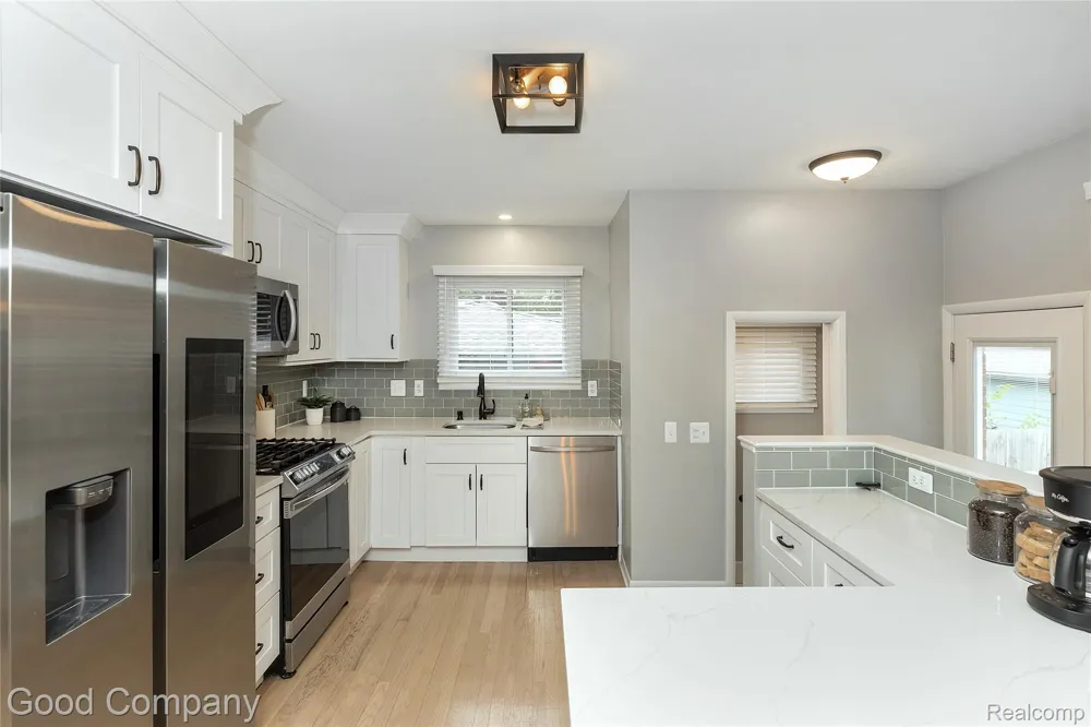 606 Magnolia Avenue Royal Oak City, MI 48073