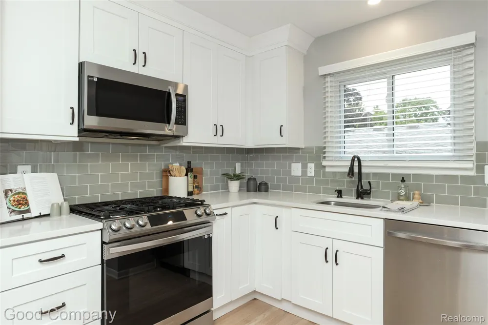 606 Magnolia Avenue Royal Oak City, MI 48073