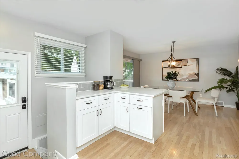 606 Magnolia Avenue Royal Oak City, MI 48073