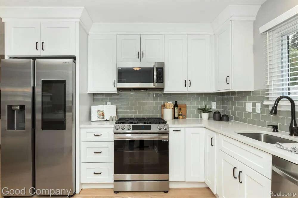 606 Magnolia Avenue Royal Oak City, MI 48073