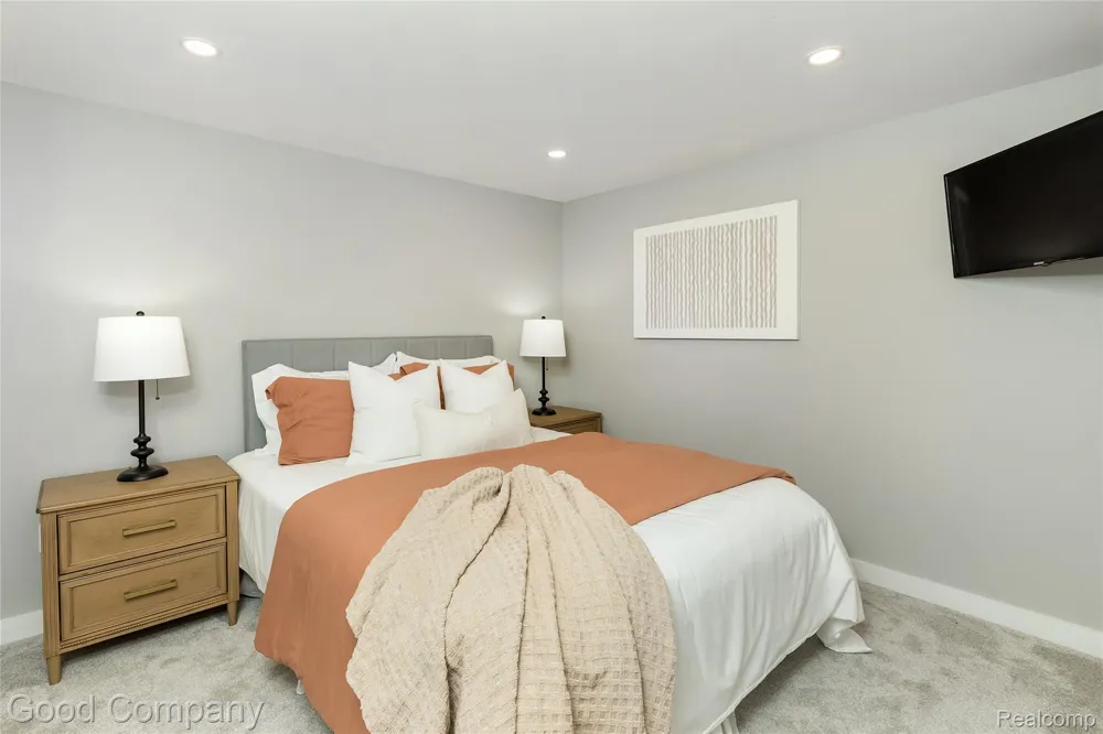 606 Magnolia Avenue Royal Oak City, MI 48073