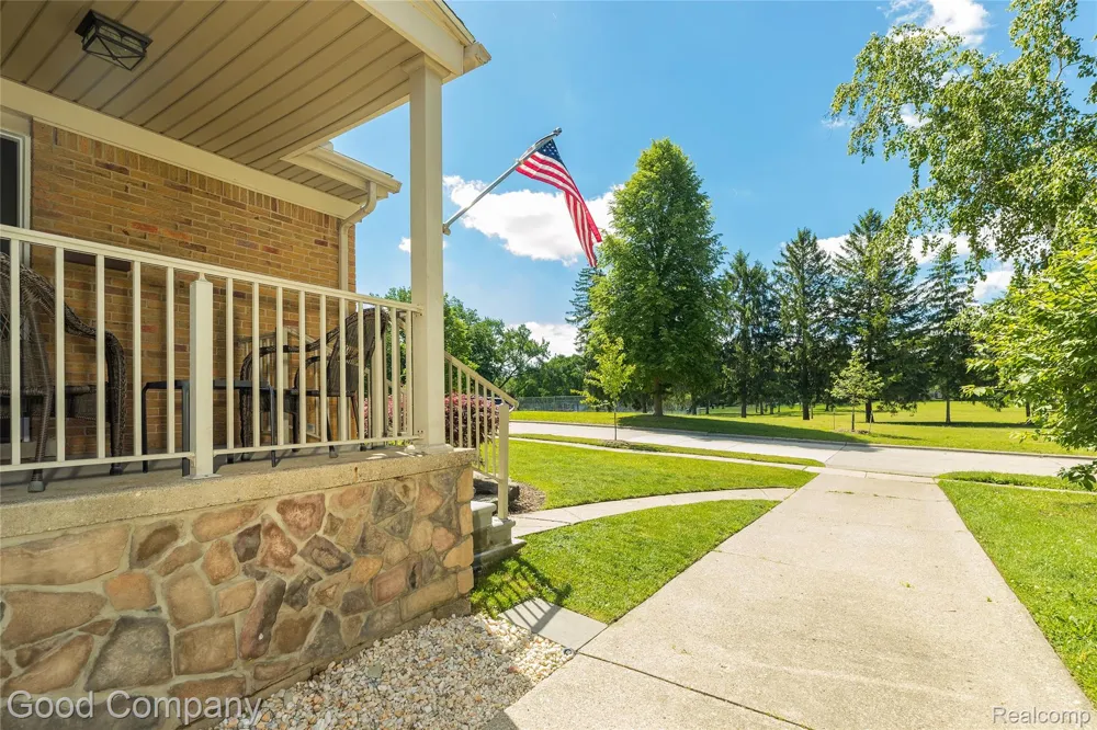 606 Magnolia Avenue Royal Oak City, MI 48073