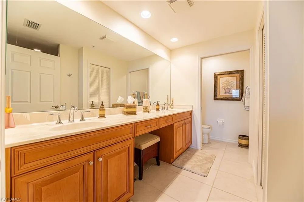 7401 Bella Lago Drive #522 Fort Myers Beach, FL 33931