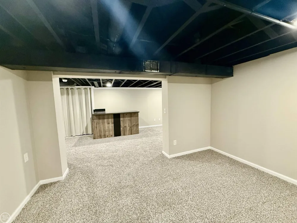 12591 Bender Street Sterling Heights City, MI 48313