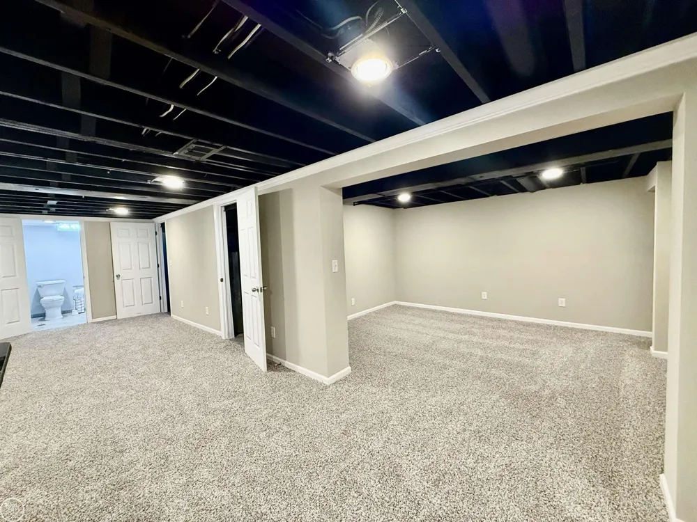 12591 Bender Street Sterling Heights City, MI 48313