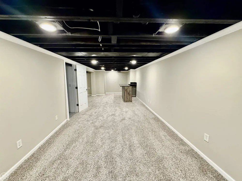 12591 Bender Street Sterling Heights City, MI 48313