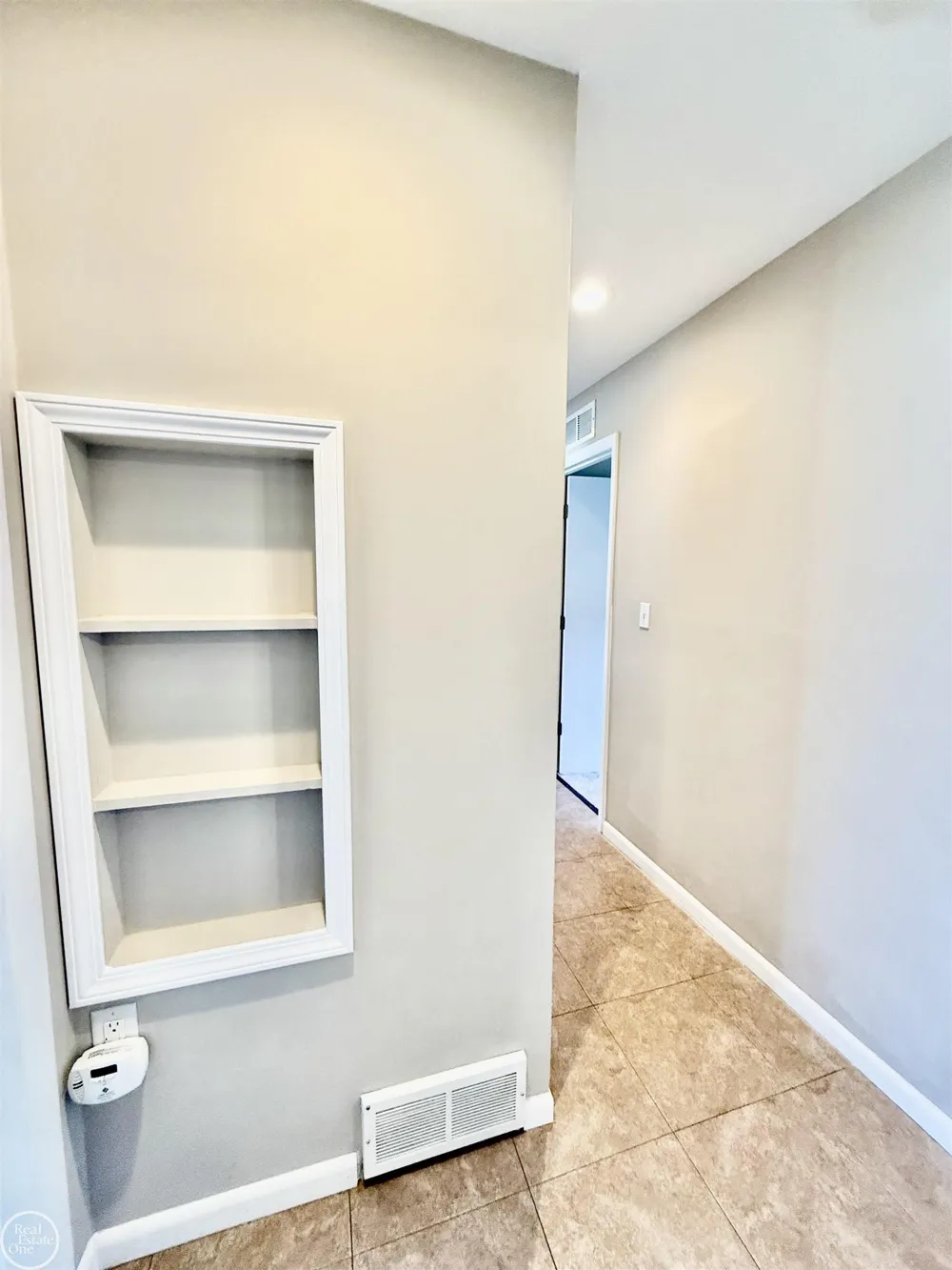 12591 Bender Street Sterling Heights City, MI 48313