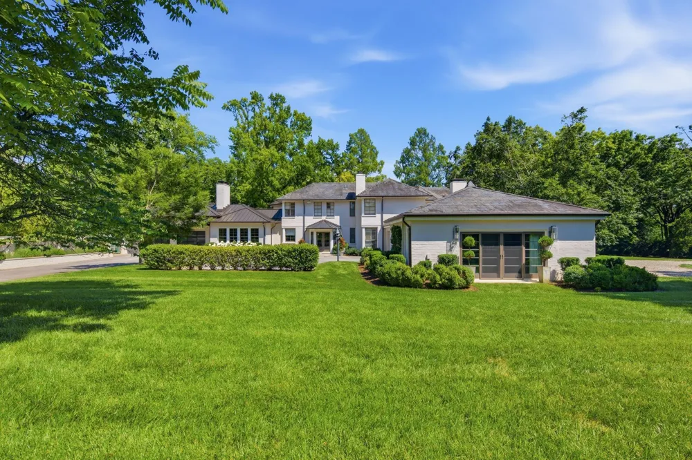 200 Brook Hollow Rd Nashville, TN 37205