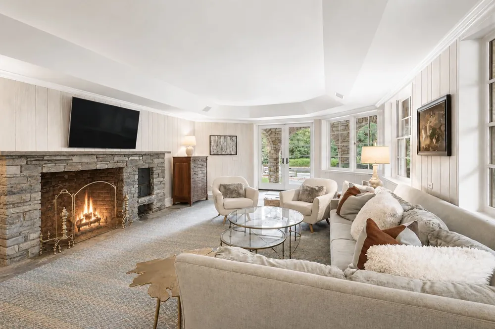 200 Brook Hollow Rd Nashville, TN 37205