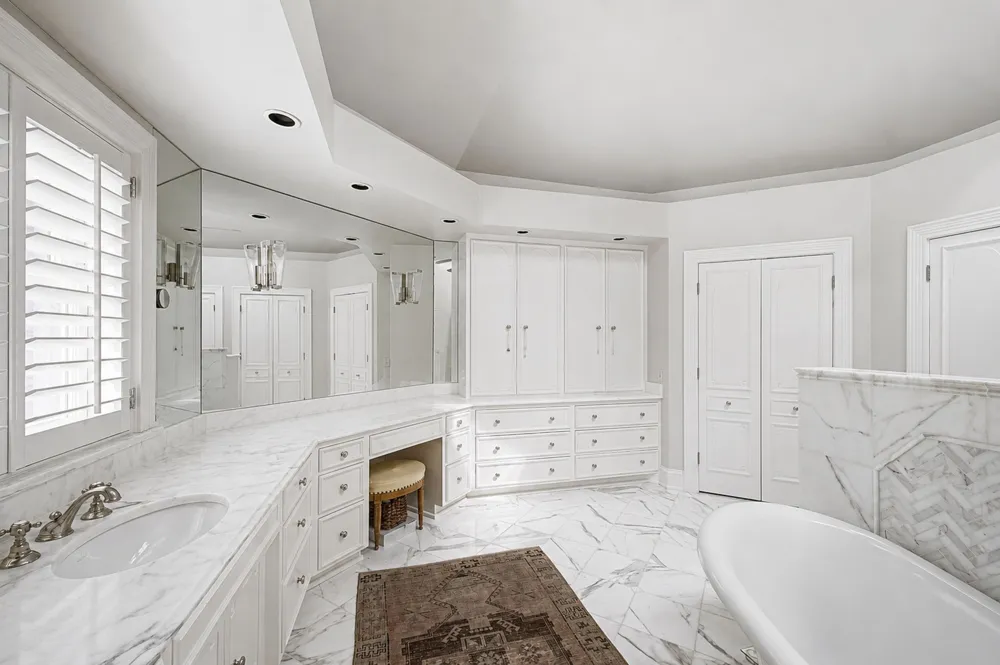 200 Brook Hollow Rd Nashville, TN 37205