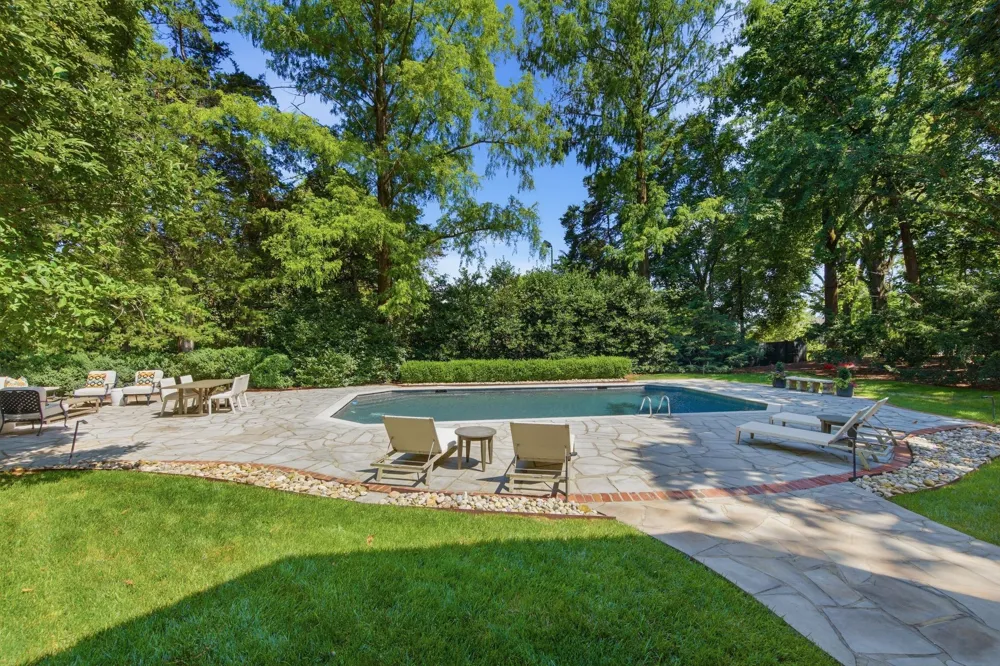 200 Brook Hollow Rd Nashville, TN 37205