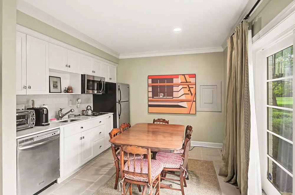 200 Brook Hollow Rd Nashville, TN 37205