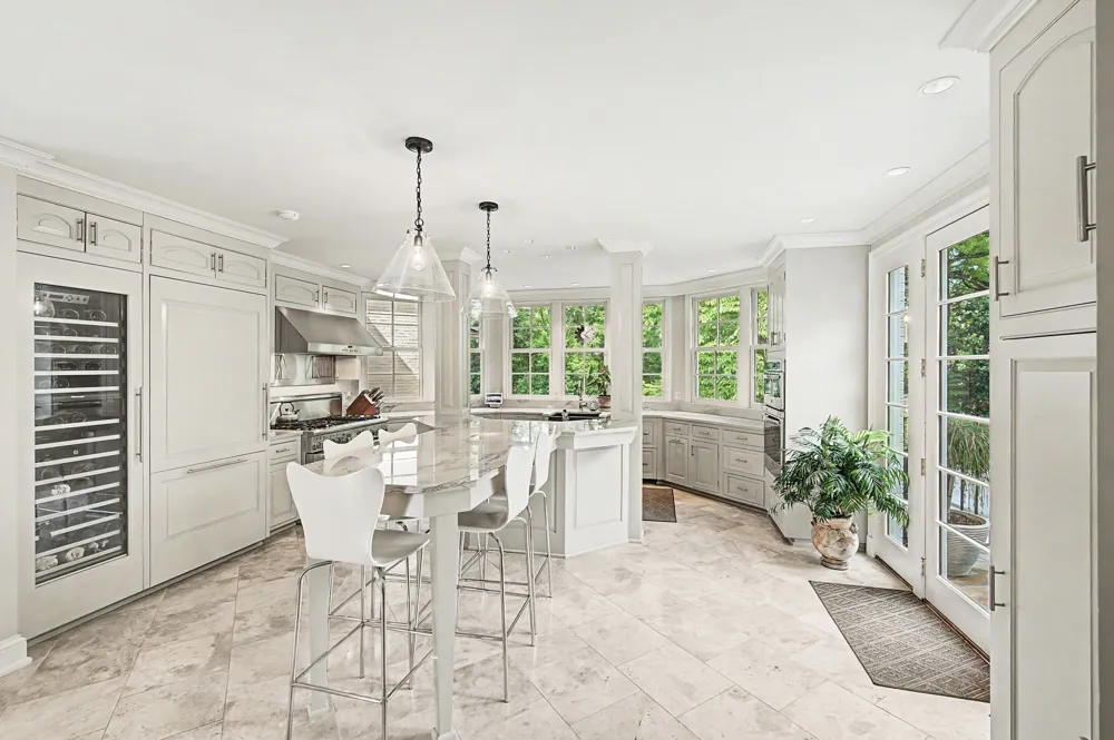 200 Brook Hollow Rd Nashville, TN 37205