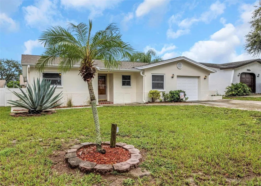 952 WICKS DRIVE Palm Harbor, FL 34684