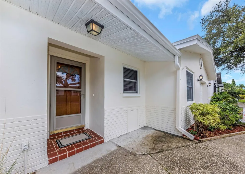 952 WICKS DRIVE Palm Harbor, FL 34684