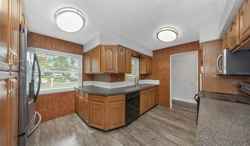 952 WICKS DRIVE Palm Harbor, FL 34684