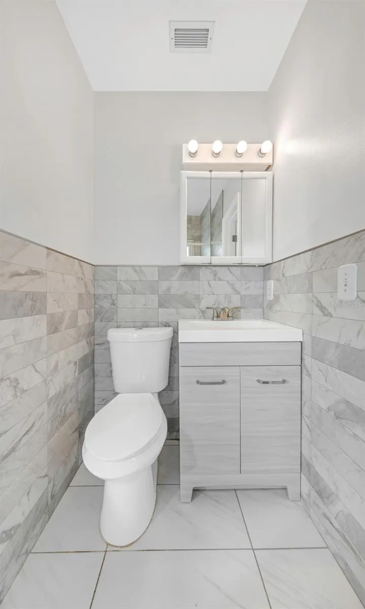 952 WICKS DRIVE Palm Harbor, FL 34684